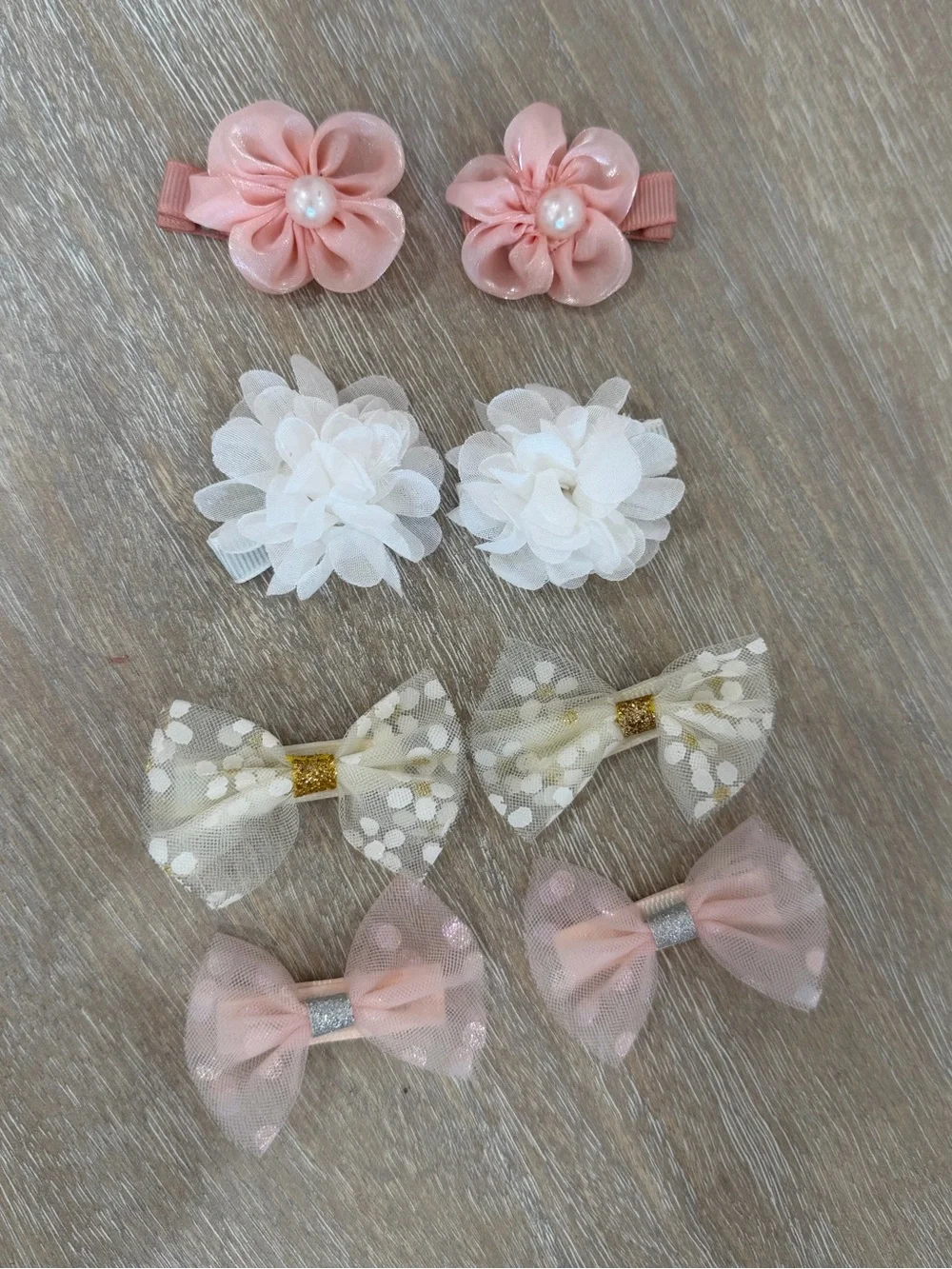 Mini Delicate Pink & White Flower Bow Clips
